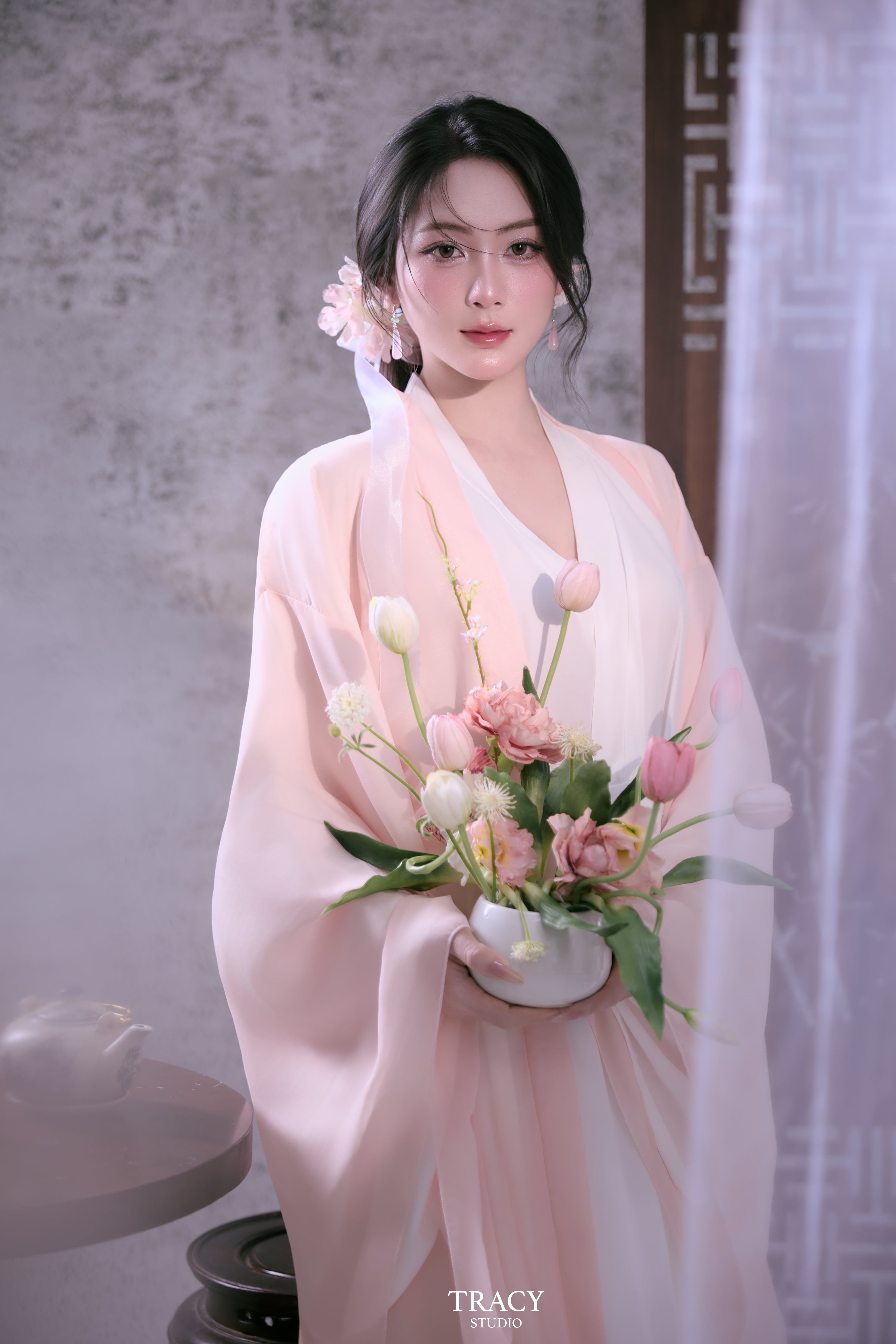 tracy studio chụp concept cổ trang hằng